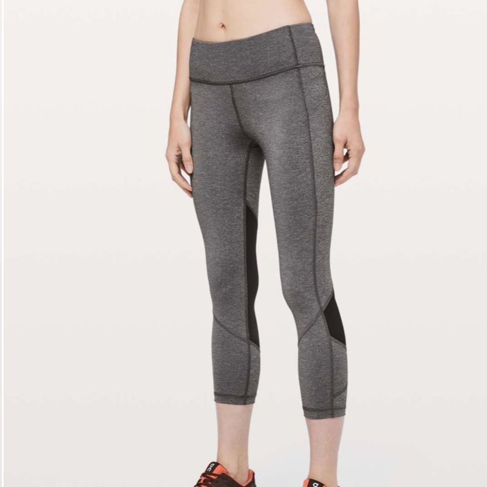 Lululemon Pace Rival Crop 22” size 6